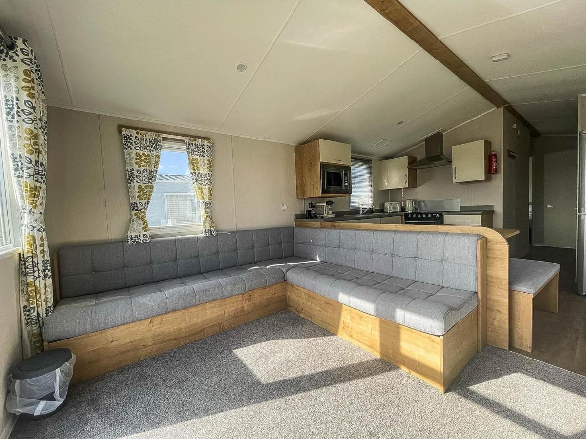 Hotel Lovely 8 Berth Caravan For Hire At Barmston Beach Holiday Park Ref 62002O à Lund Extérieur photo