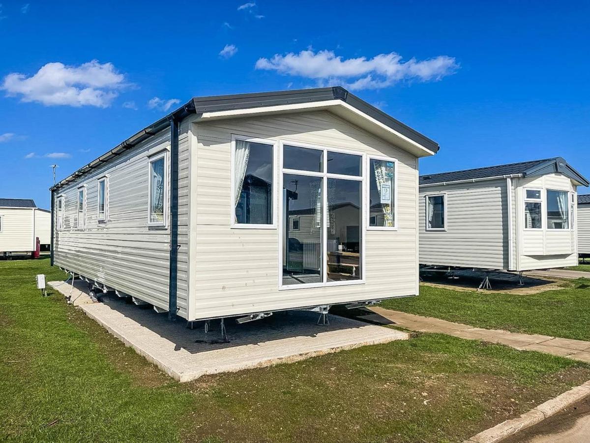 Hotel Lovely 8 Berth Caravan For Hire At Barmston Beach Holiday Park Ref 62002O à Lund Extérieur photo