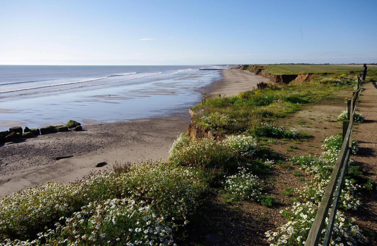 Hotel Lovely 8 Berth Caravan For Hire At Barmston Beach Holiday Park Ref 62002O à Lund Extérieur photo