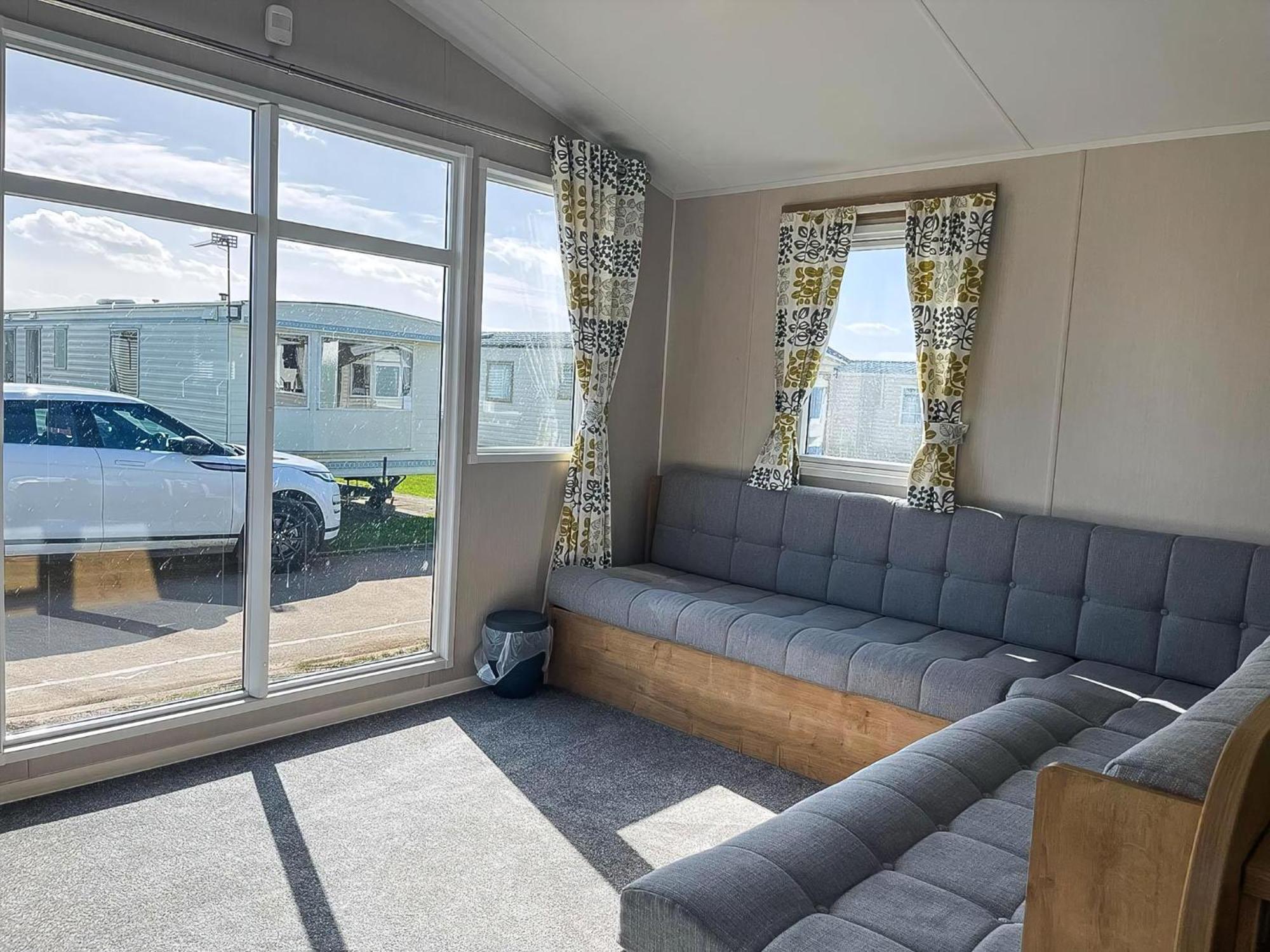Hotel Lovely 8 Berth Caravan For Hire At Barmston Beach Holiday Park Ref 62002O à Lund Extérieur photo